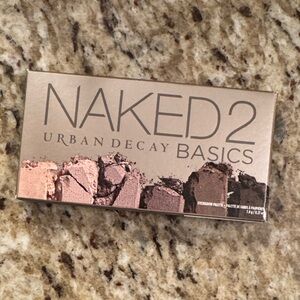 NEW 🎉 Urban Decay Naked2 Basics Eyeshadow Palette - Earthy Tones